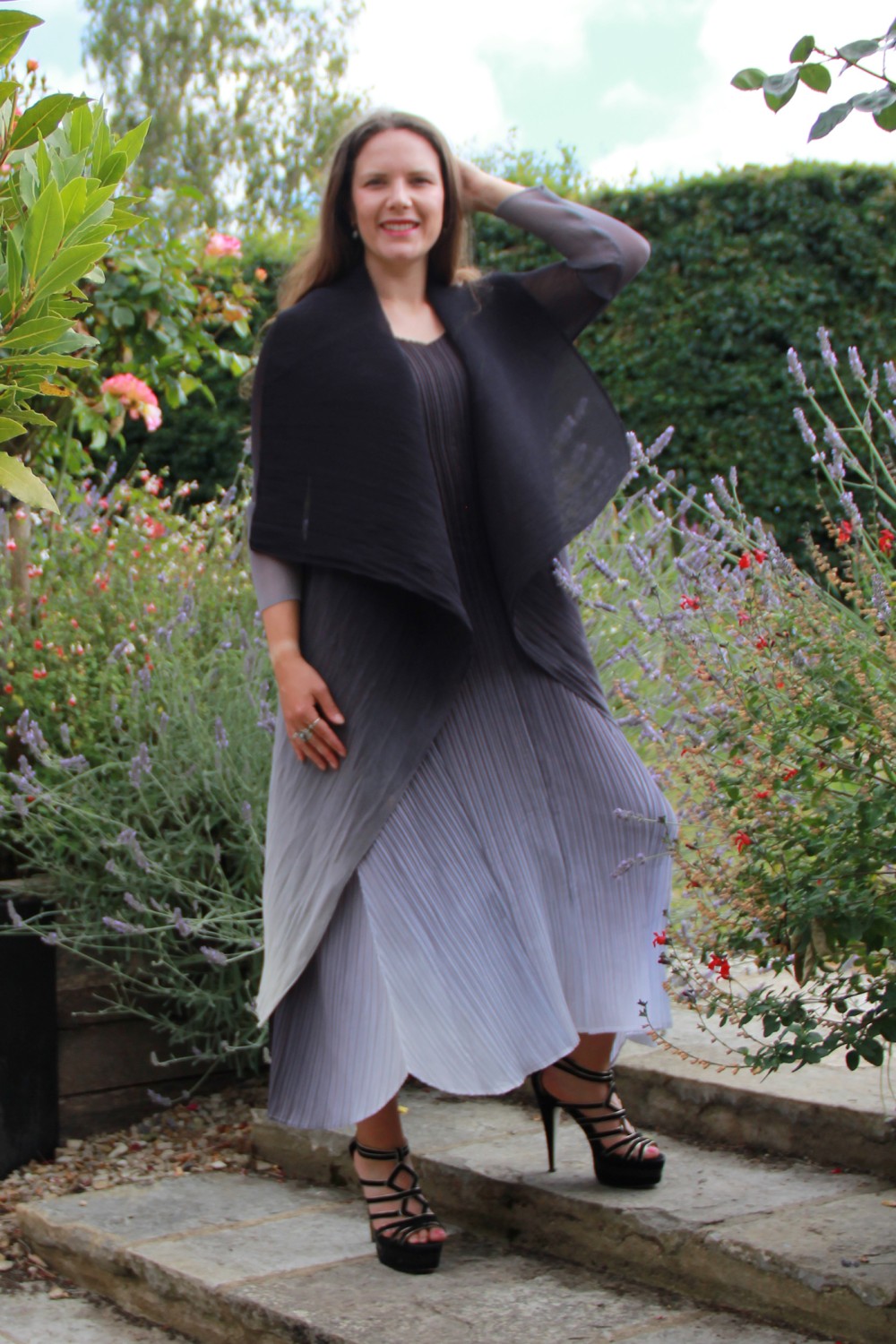 ALQUEMA Collare Pleat Coat Onyx To Snow