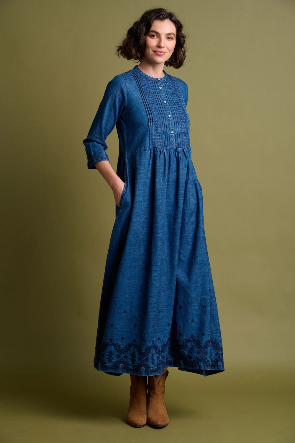 FRANK AND EILEEN - RORY MAXI SHIRTDRESS IN FAMOUS DENIM - Fearrington  Village