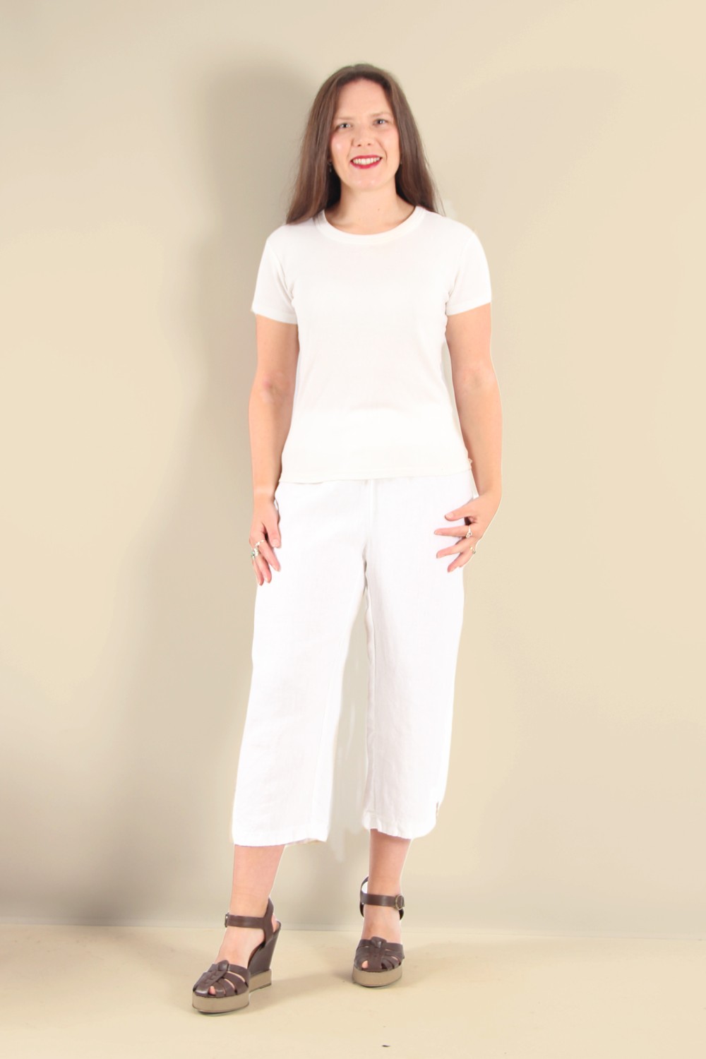 Cut Loose Soft Top Capri Pants White