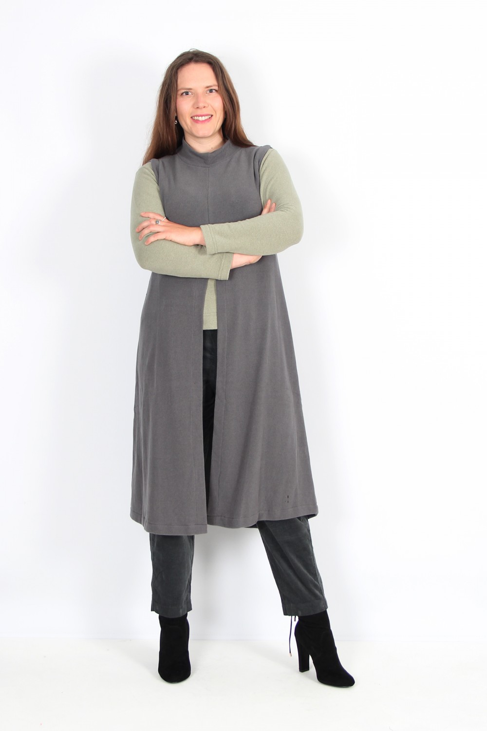 Mama B Annie Gilet Fleece Knit Ardesia