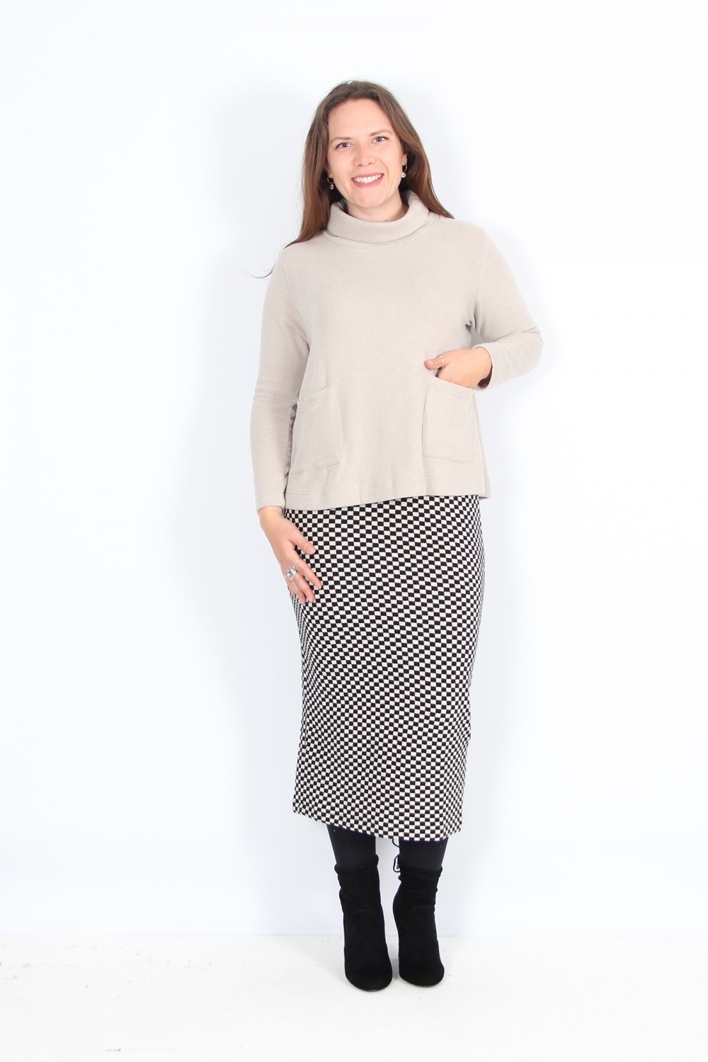 Mama B Jerzu M High Neck Pocket Knit Pietra