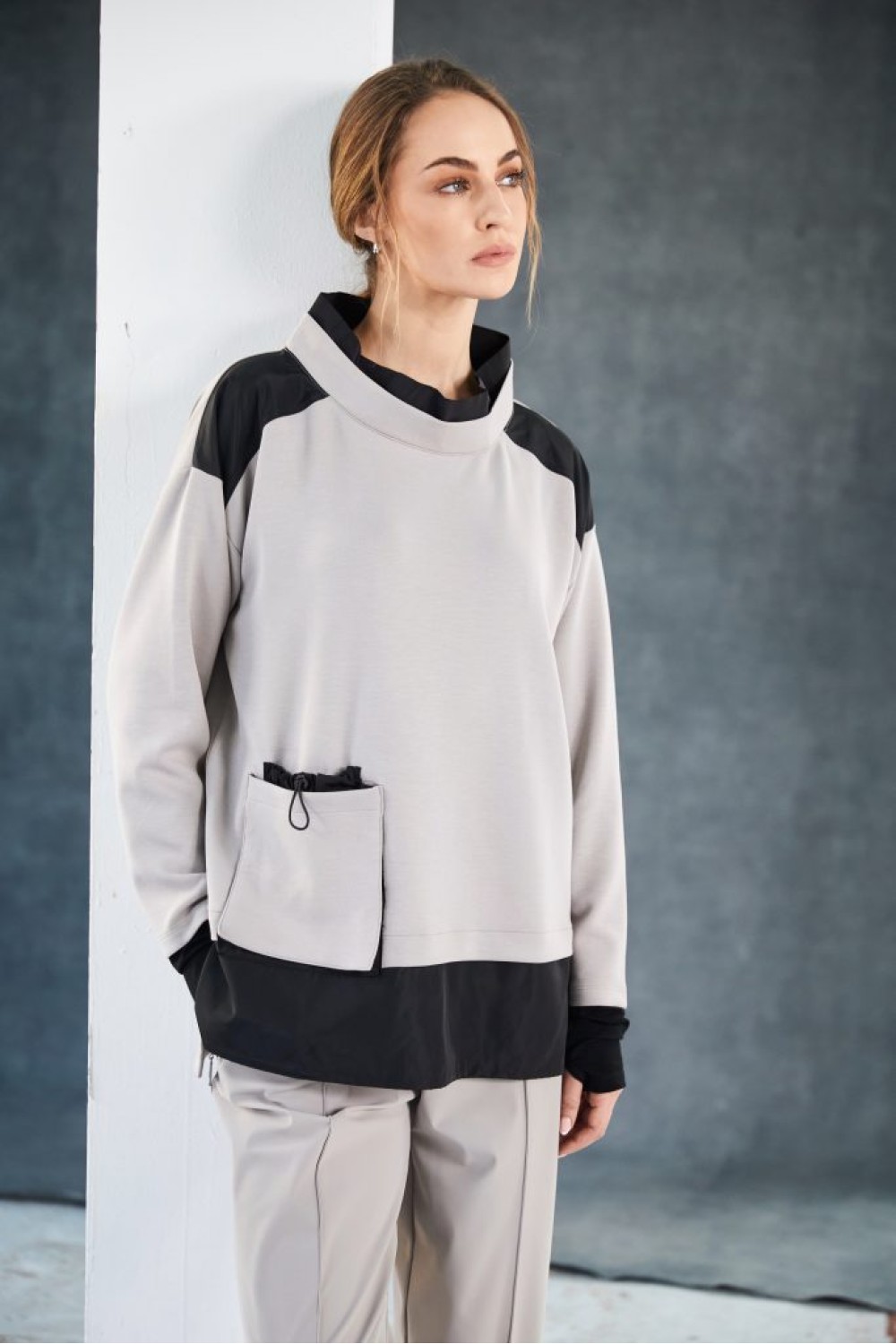 NAYA Soft Sweatshirt With Contrast Shoulder, Hem And Pocket Detail Taupe/Black