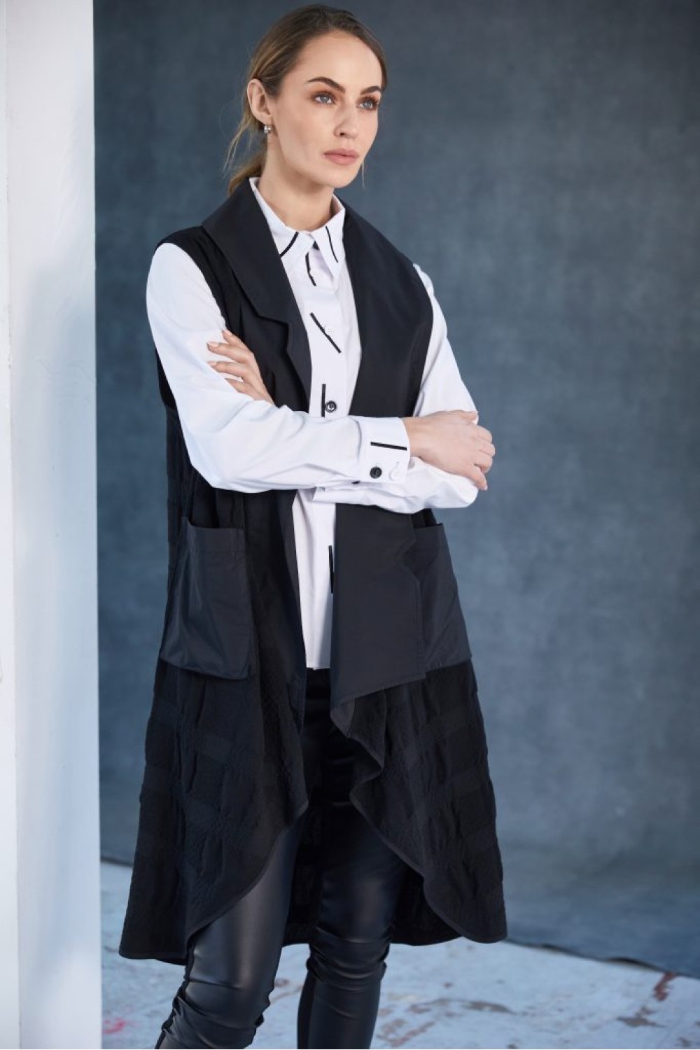 NAYA Cotton Shirt With Colour Strips At Collar And Front Closing White/Black