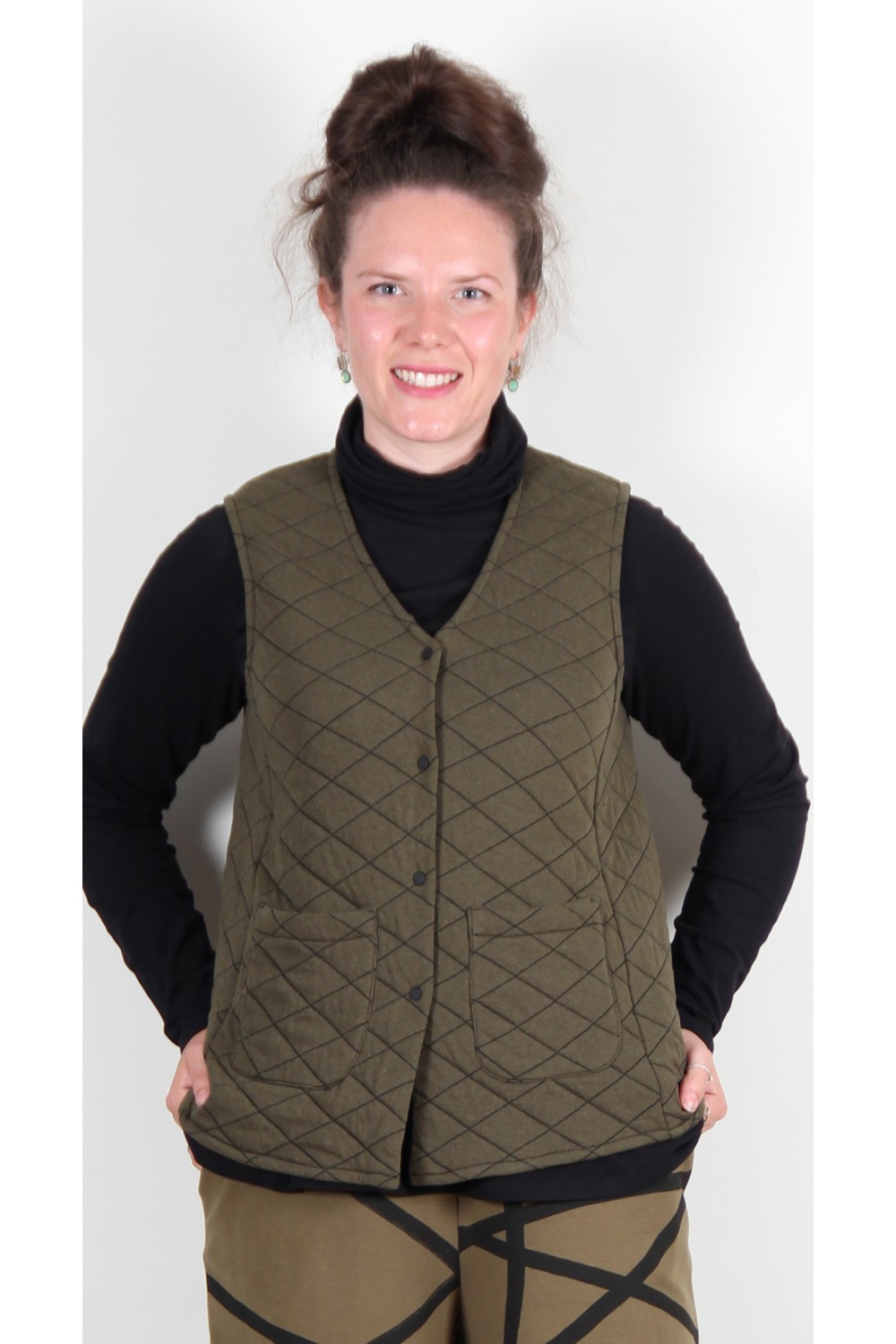 Neirami Quilted Vest Moss