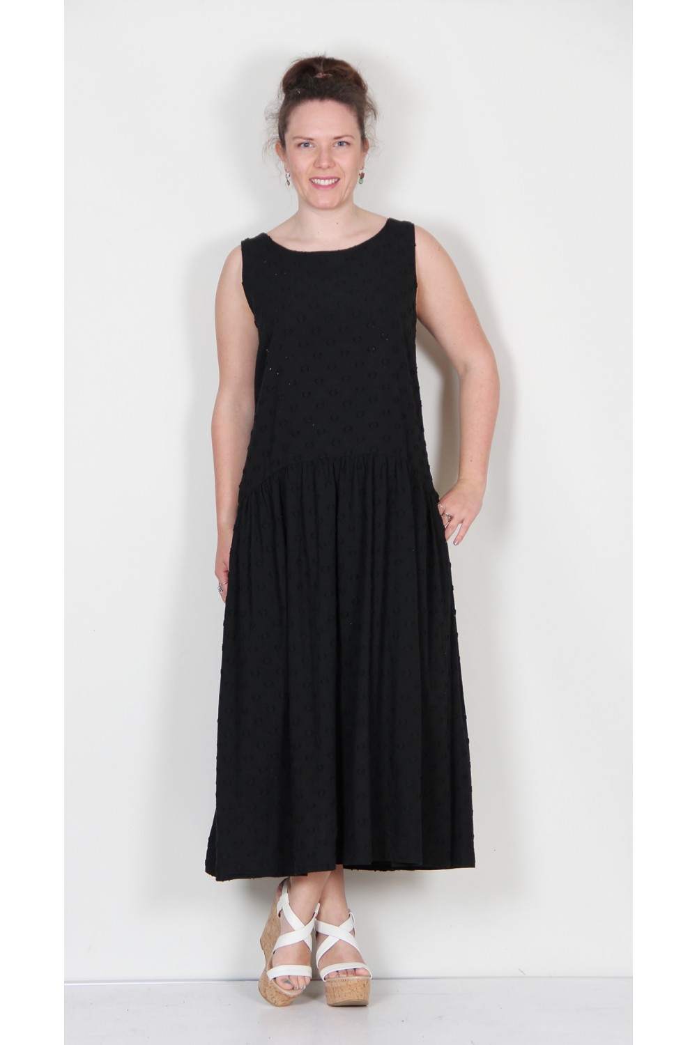Neirami Textured Spot Dress Nero
