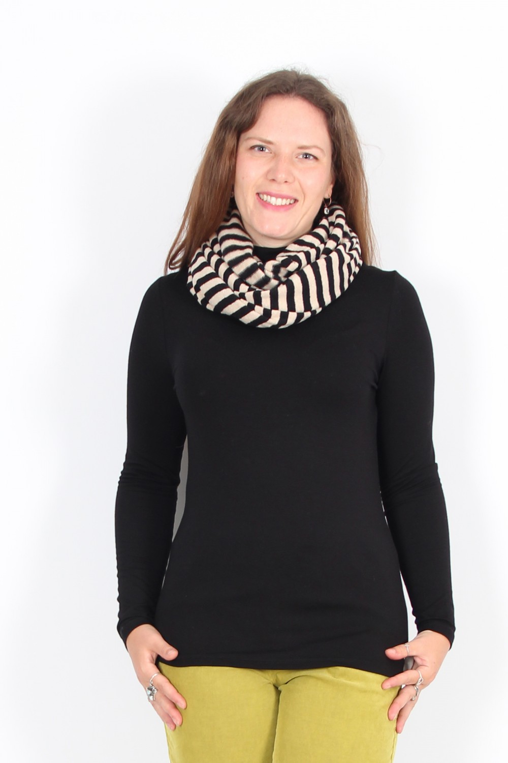 Neirami Fleece Knit Super Snood Beige/Black Stripe