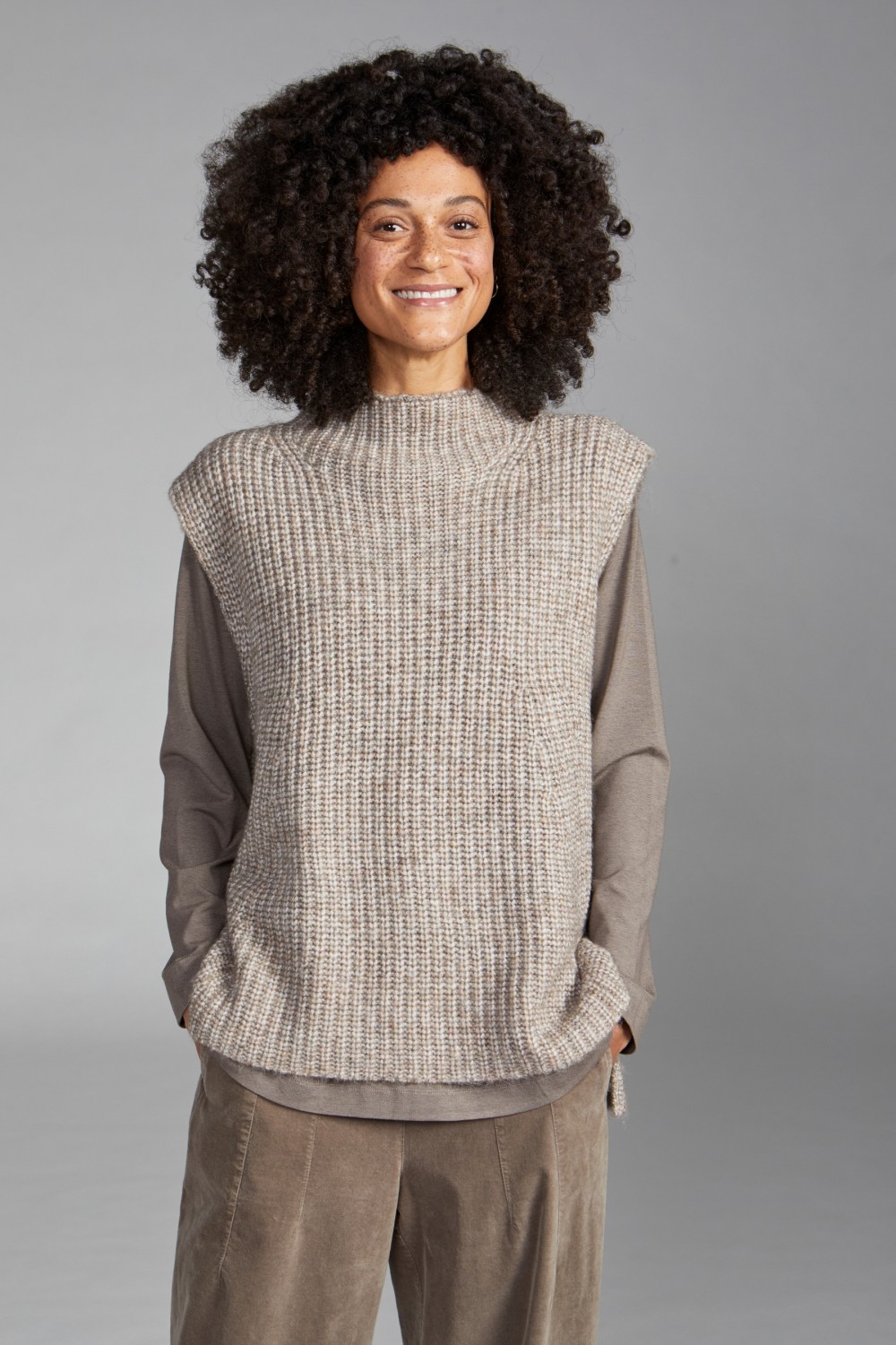 Vetono Chunky Knit Vest White Pepper